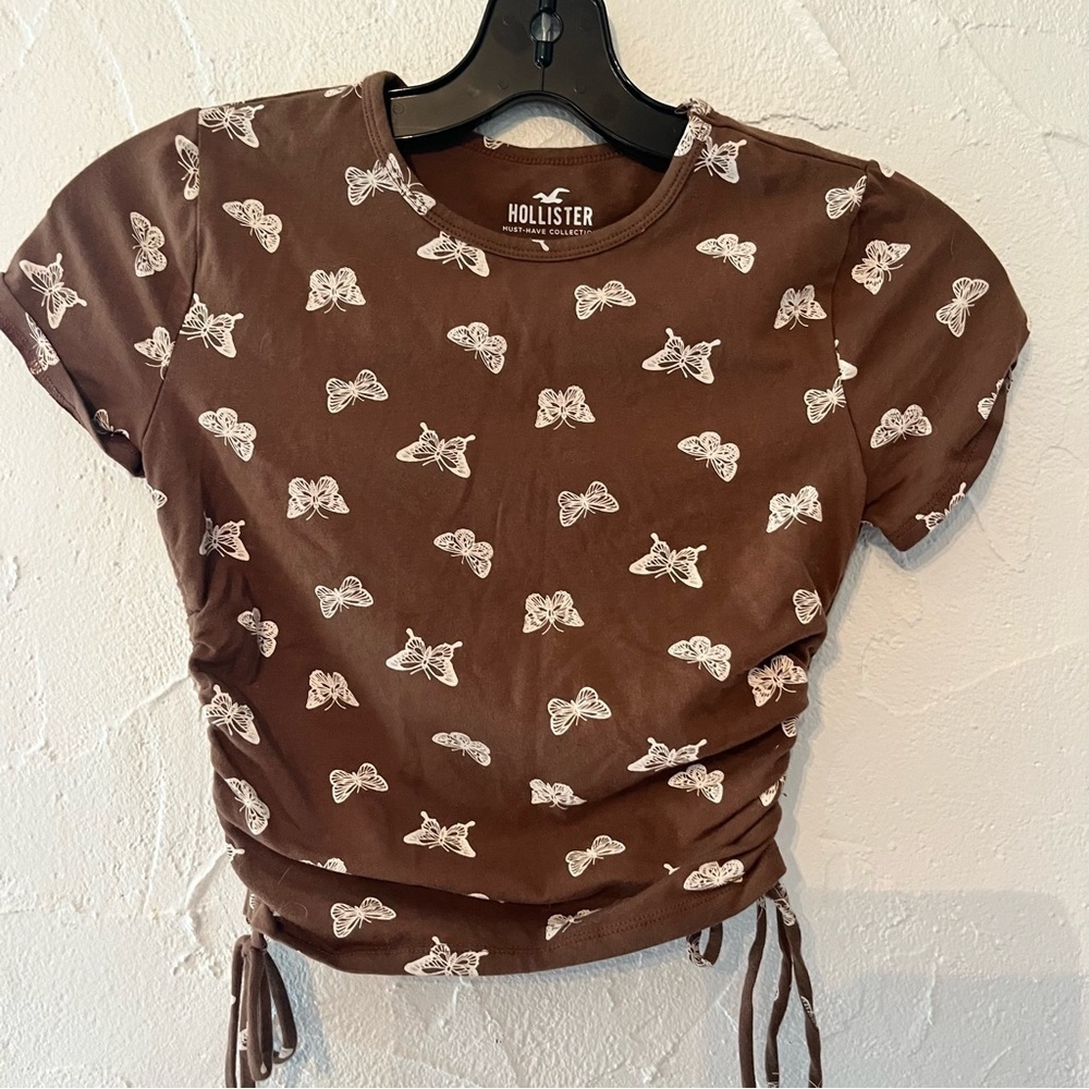 Hollister Cropped Tee Size XS